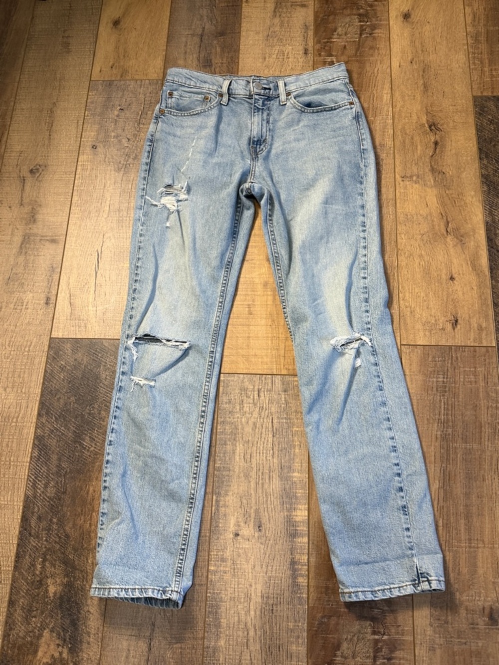 Levi's 511 Distressed Light Wash Jeans W31 L32